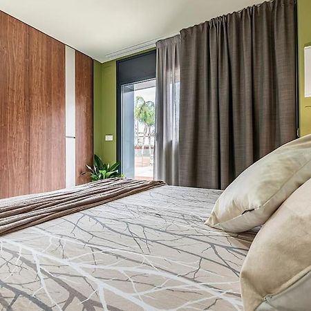 Апартаменты 5 Stelle Piscina, Jacuzzi, Wifi - 2 Min Dal Mare Миами-Плайя Экстерьер фото