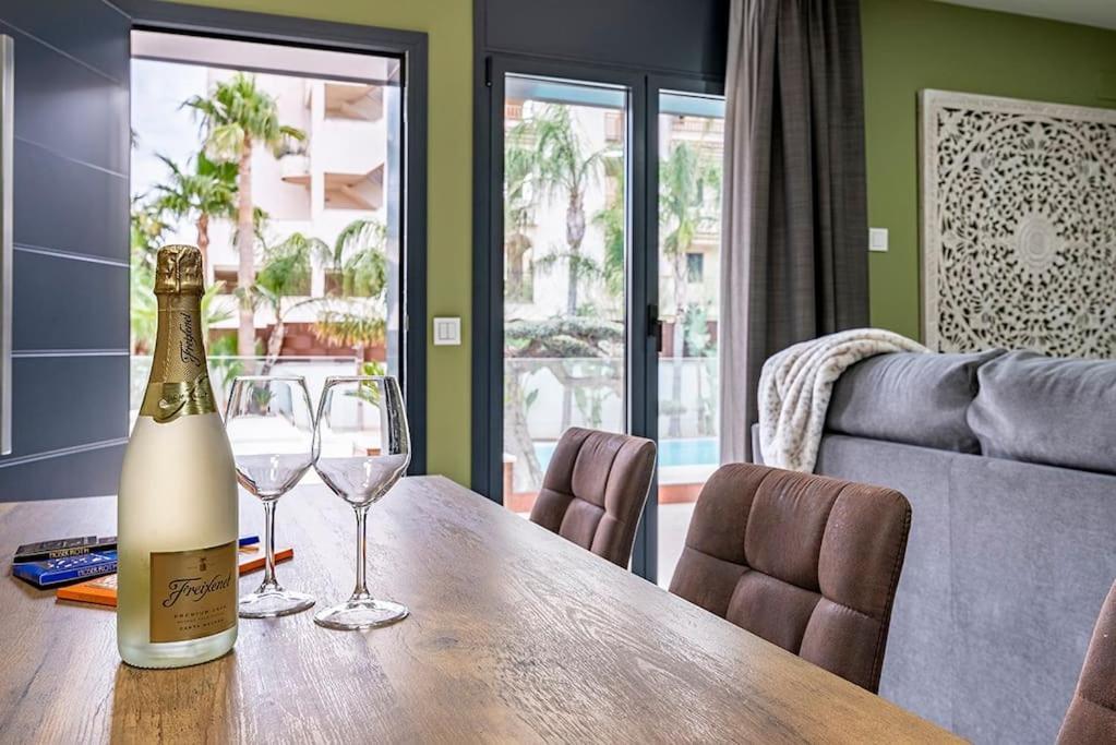 Апартаменты 5 Stelle Piscina, Jacuzzi, Wifi - 2 Min Dal Mare Миами-Плайя Экстерьер фото